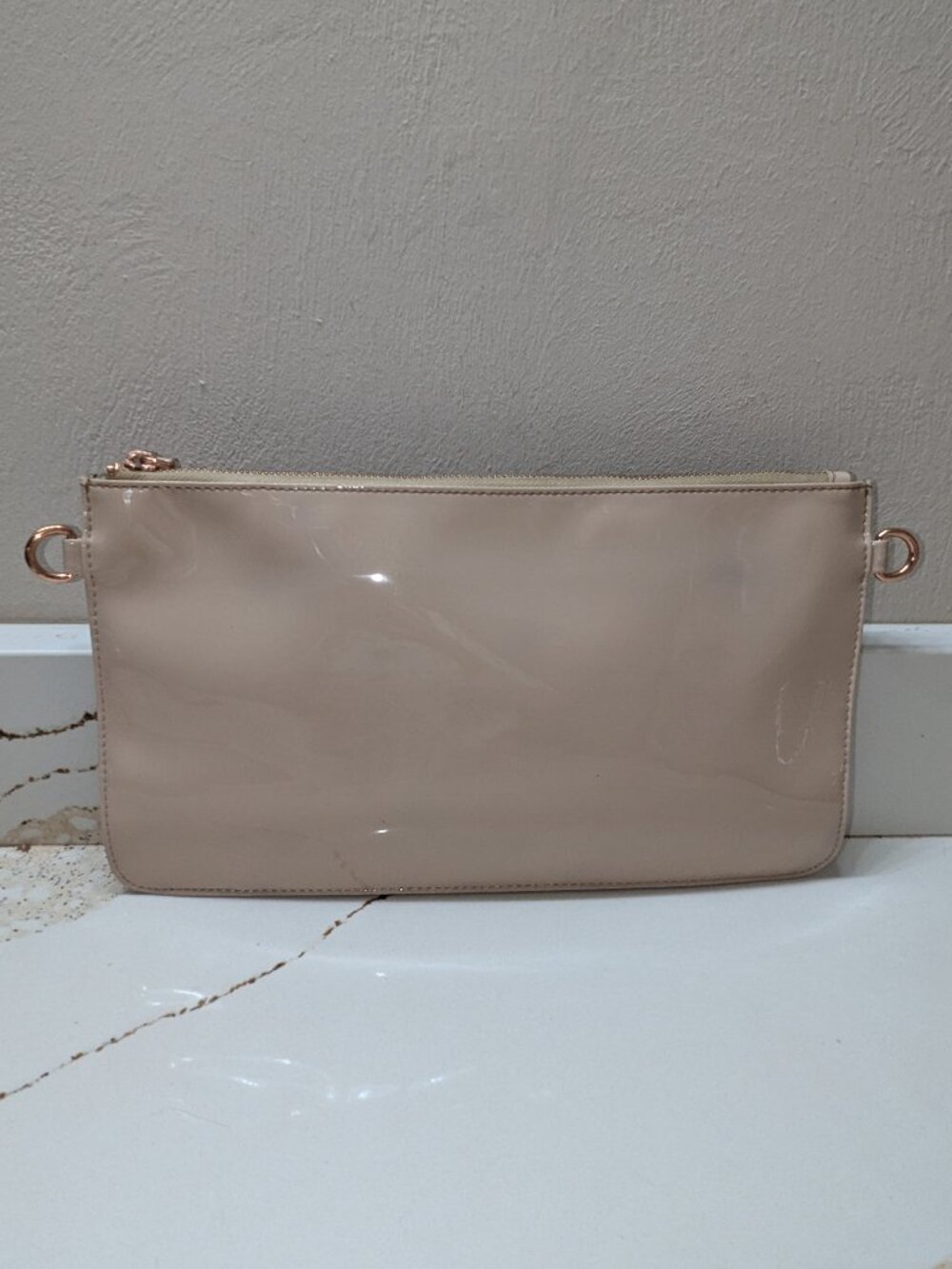Ted Baker patent leather large bag. EUC! - Picture 11 of 15